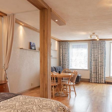 Cozy One Room Apartment With Yard Юодкранте Экстерьер фото
